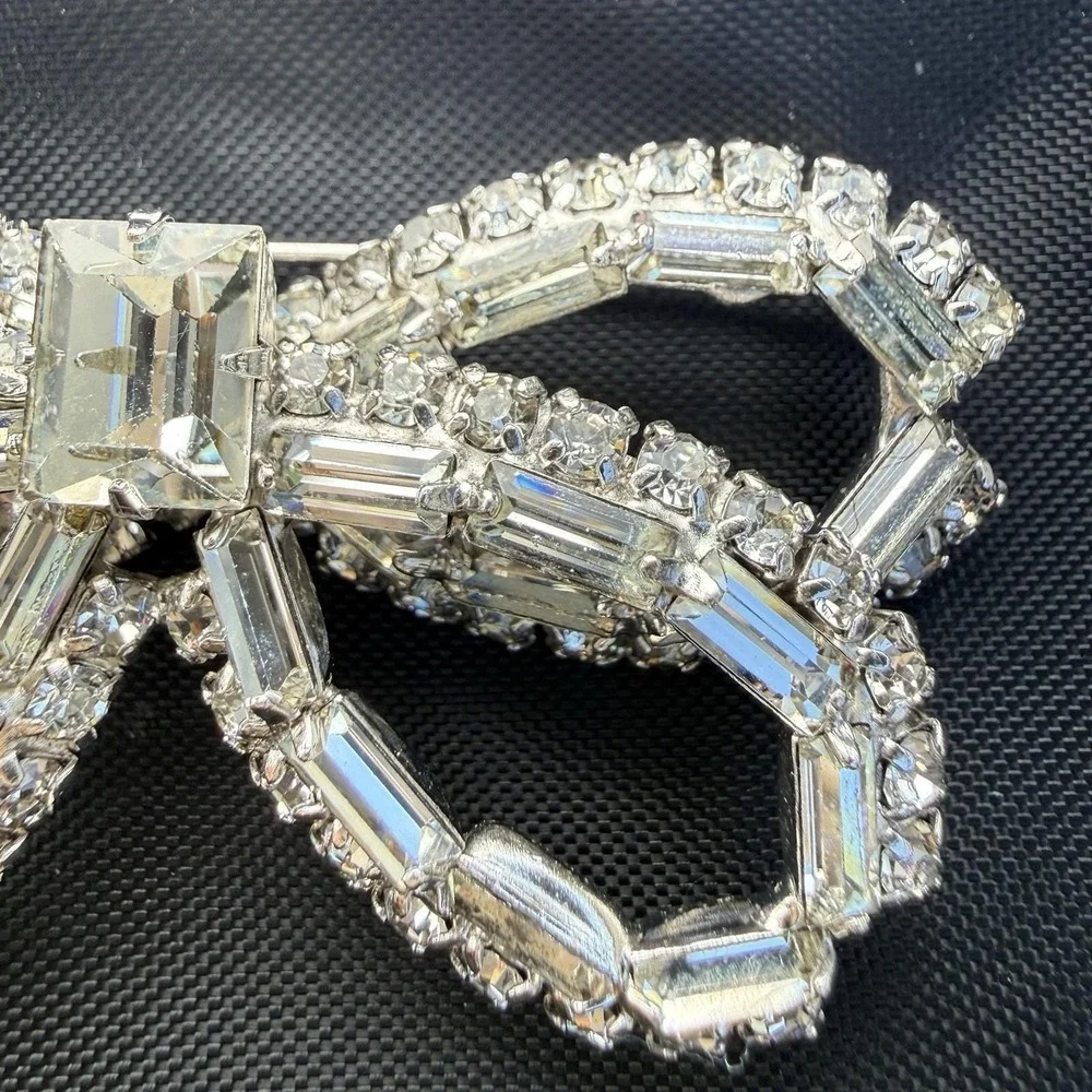 Vintage Rhinestone Bow Brooch/pin Baguette, Round And Emerald Cut Stones